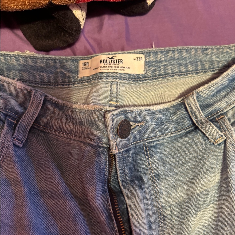 Hollister jeans